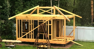 Сарай из бруса 100х100 в Нижнеудинске - строительство под ключ | Строй-Нжк от 40896 руб.